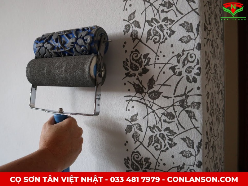 Tạo hoa văn trang trí tường