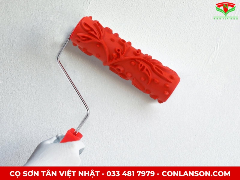 Con lăn sơn hoa văn