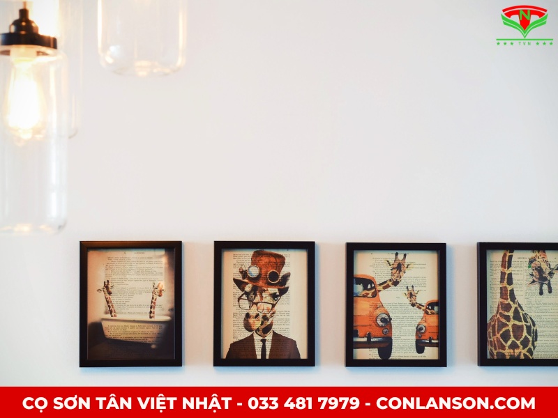 Trang trí bằng tranh treo